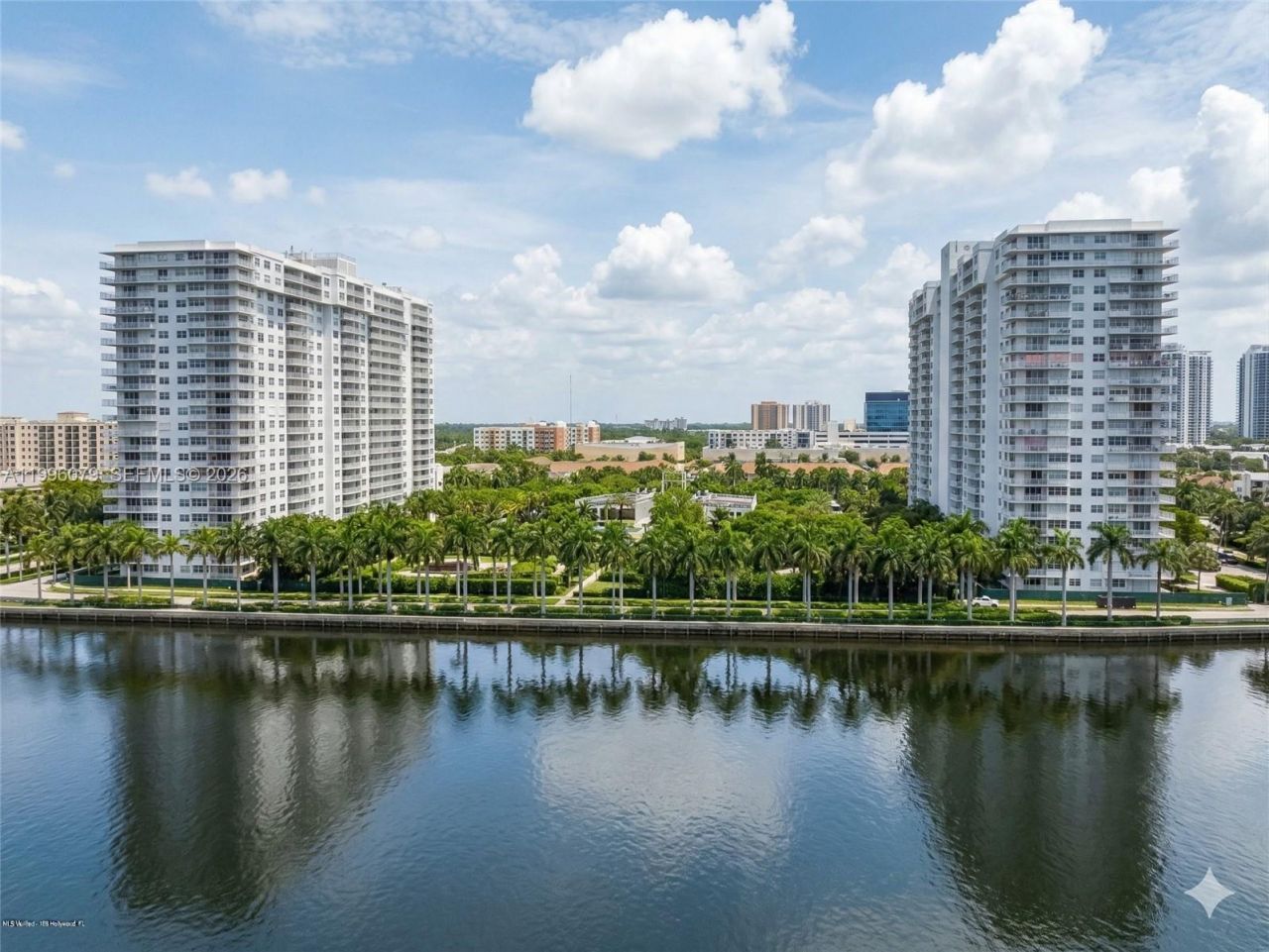 2851 NE 183rd St, Unit 906E, Aventura, FL 33160 Photo