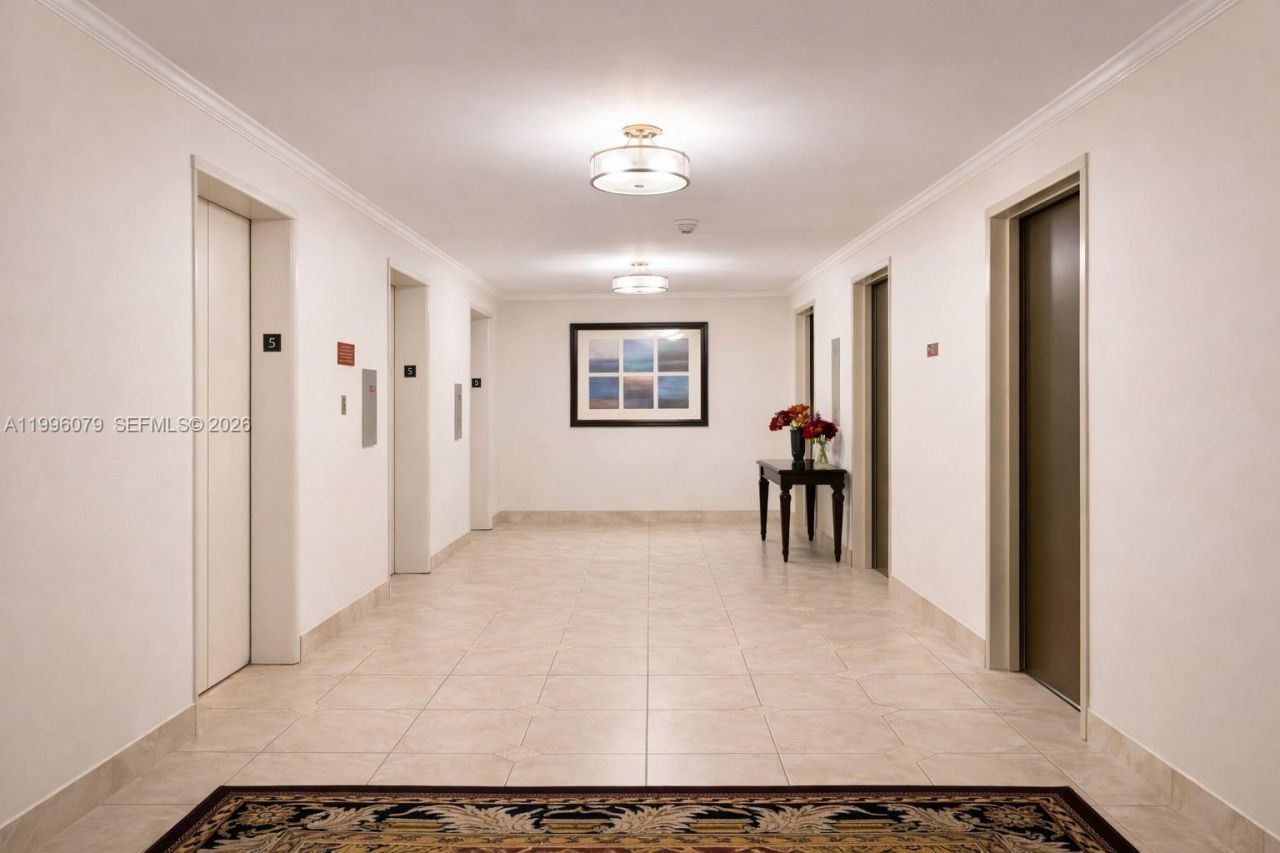 2851 NE 183rd St, Unit 906E, Aventura, FL 33160 Photo