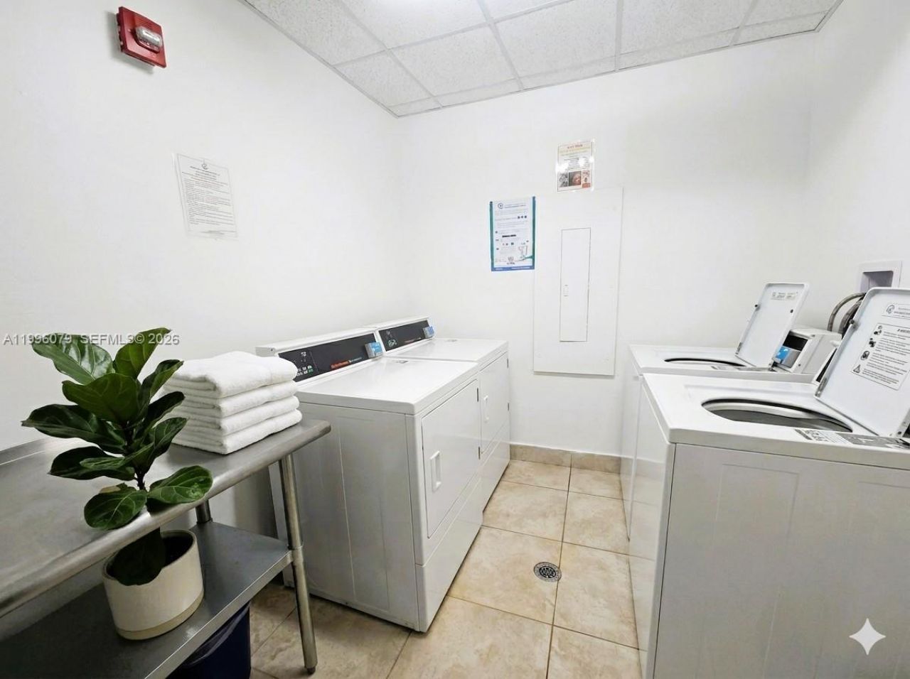 2851 NE 183rd St , Unit 906E, Aventura, FL 33160 Photo