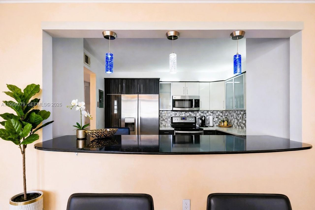2851 NE 183rd St, Unit 906E, Aventura, FL 33160 Photo