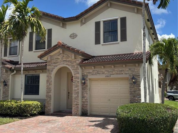 11869 SW 154th Ave , Miami, FL 33196