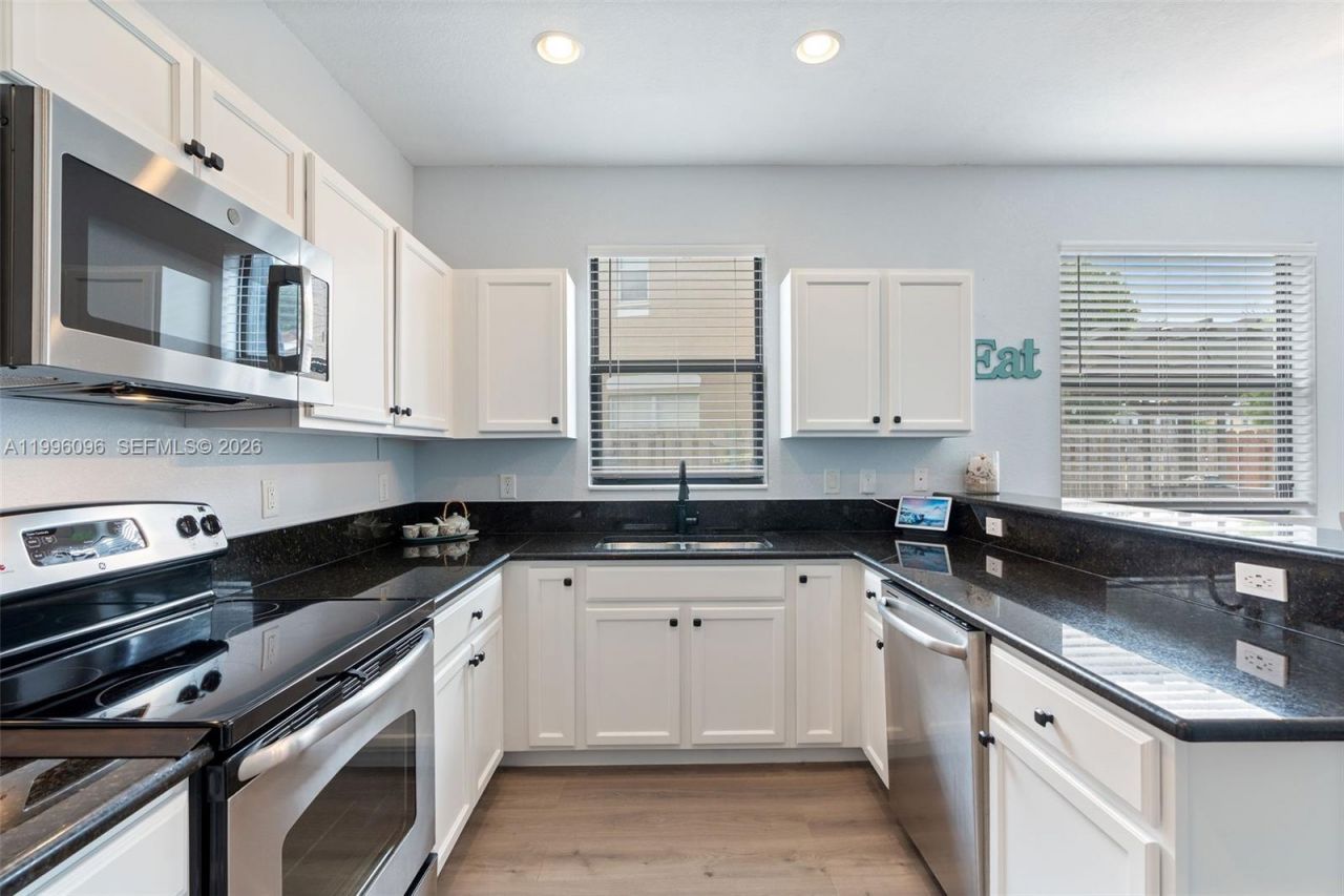 11869 SW 154th Ave, Miami, FL 33196 Photo