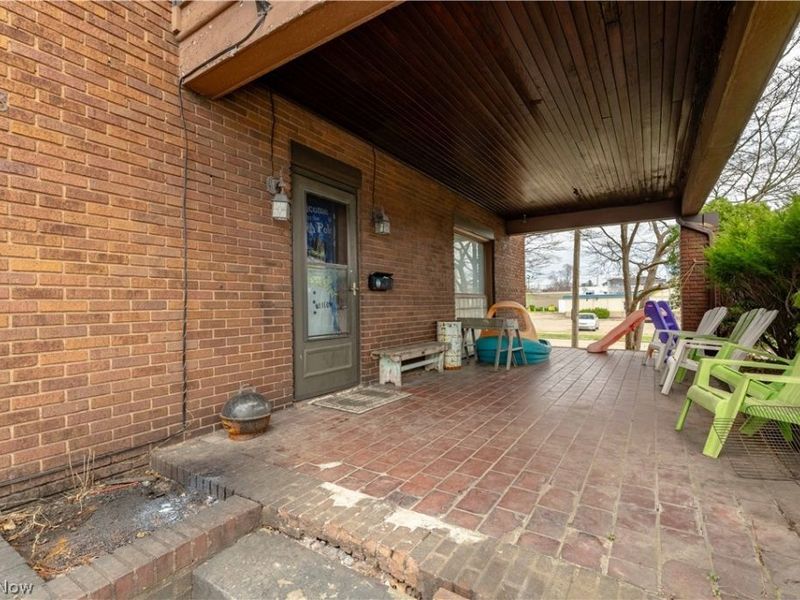 528 Lincoln Way E, Massillon, OH 44646 Photo 5