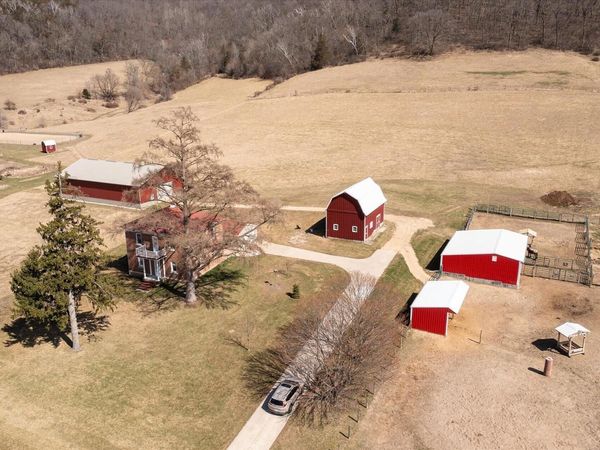 704 7th STREET N, Brownsville, MN 55919