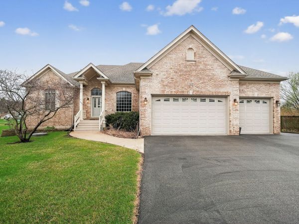 412 Rainbow Drive , Sleepy Hollow, IL 60118