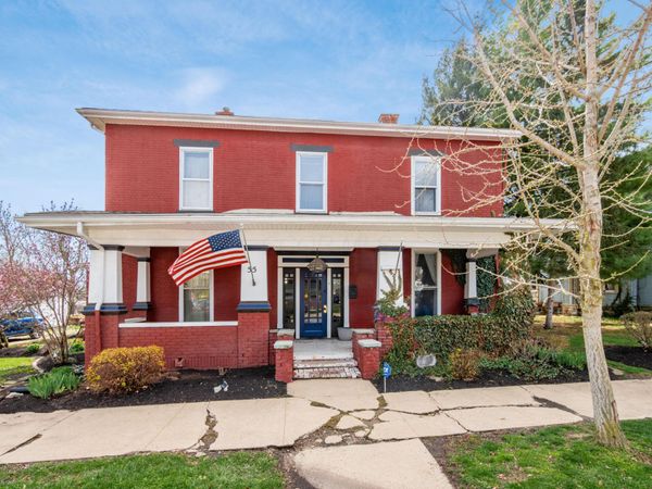 55 S Oak Street , London, OH 43140