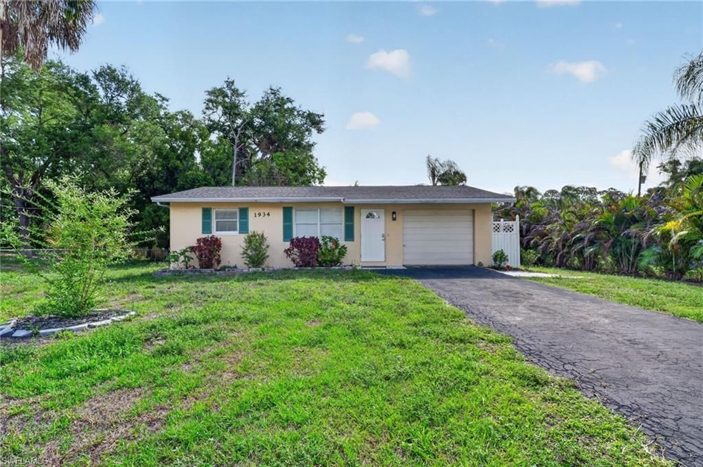 1934 Flamingo Dr, North Fort Myers, FL 33917 Photo