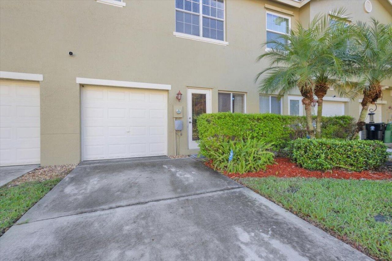 1888 SE High Springs Drive, Port Saint Lucie, FL 34952 Photo