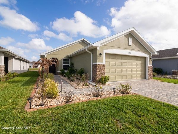 1061 Canfield Circle SE, Palm Bay, FL 32909