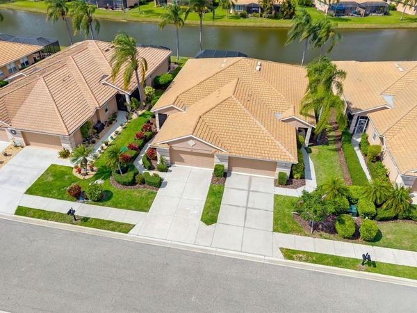8323 EAGLE ISLES PLACE , BRADENTON, FL 34212