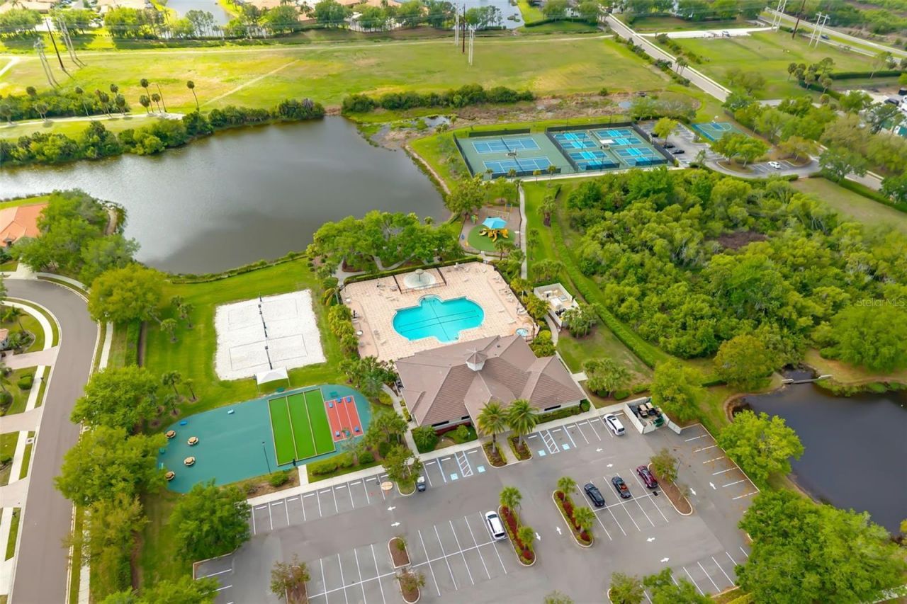 8323 Eagle Isles Place, Bradenton, FL 34212 Photo