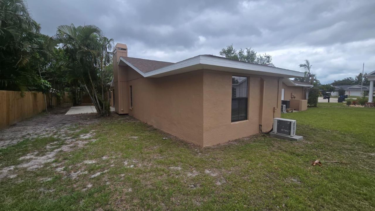 1827 76th Street W, Bradenton, FL 34209 Photo