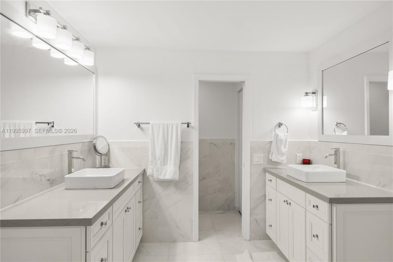 3706 Vista Way , Weston, FL 33331 Photo