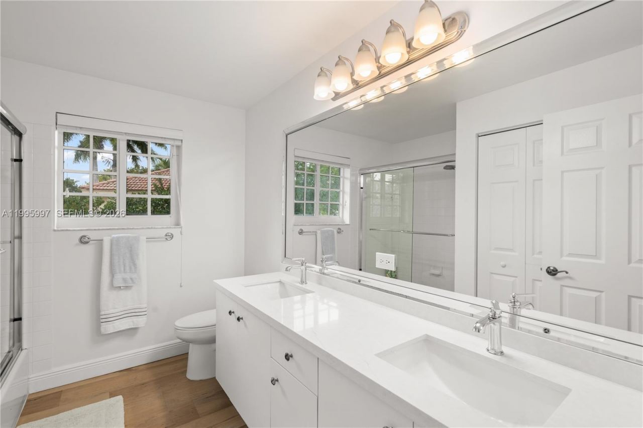 3706 Vista Way , Weston, FL 33331 Photo