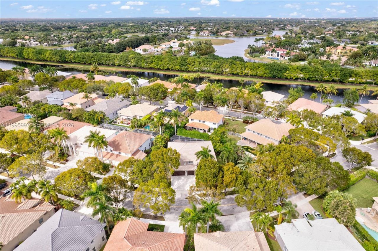 3706 Vista Way , Weston, FL 33331 Photo