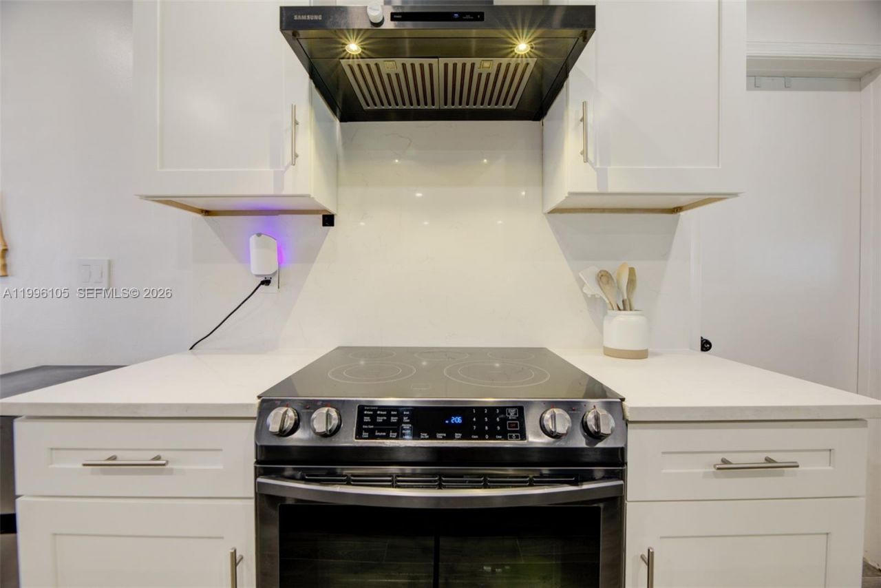 8461 NW 16th St, Unit 8461, Pembroke Pines, FL 33024 Photo