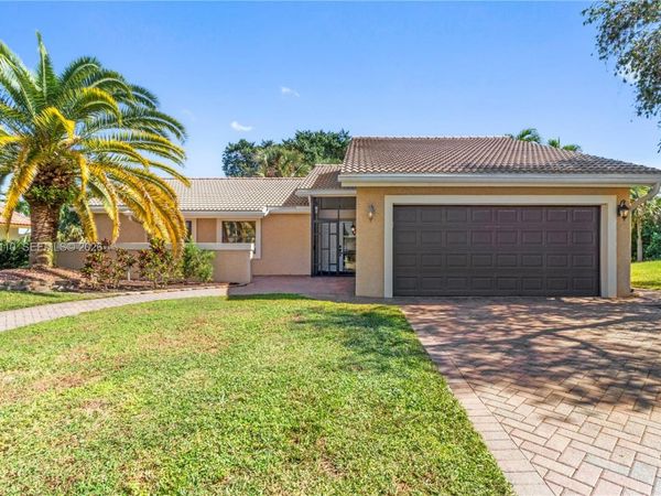 21344 S Escondido Way S, Boca Raton, FL 33433