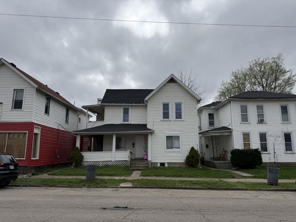 1827 W Main Street, Springfield, OH 45504
