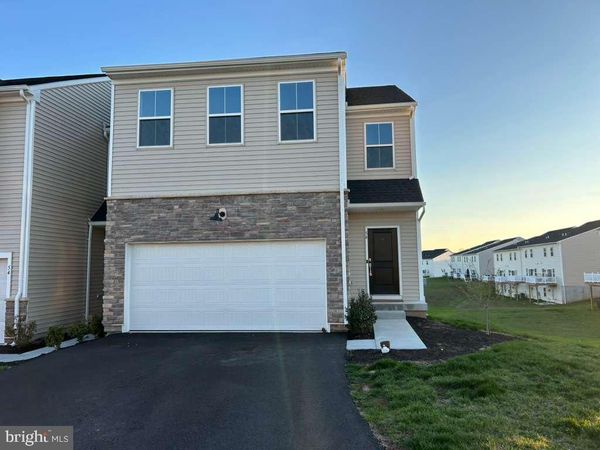 56 PAINTERS WAY, POTTSTOWN, PA 19465