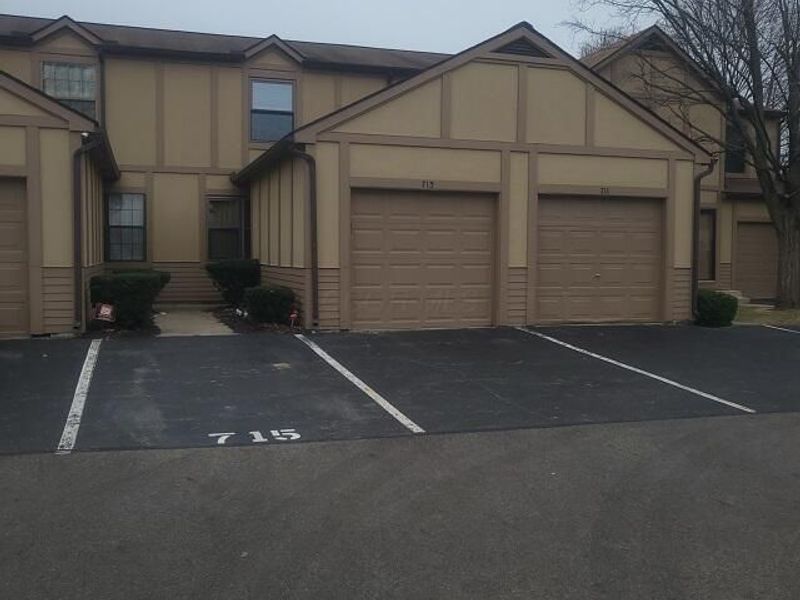 713 Michael View Court, Unit 86, Columbus, OH 43085 Photo 1