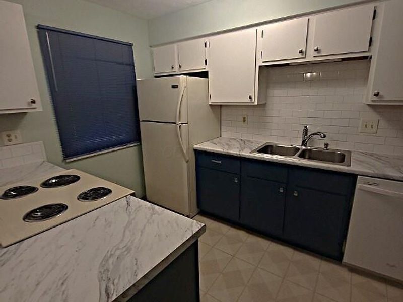 713 Michael View Court, Unit 86, Columbus, OH 43085 Photo 11