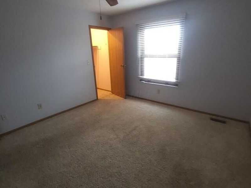 713 Michael View Court, Unit 86, Columbus, OH 43085 Photo 13