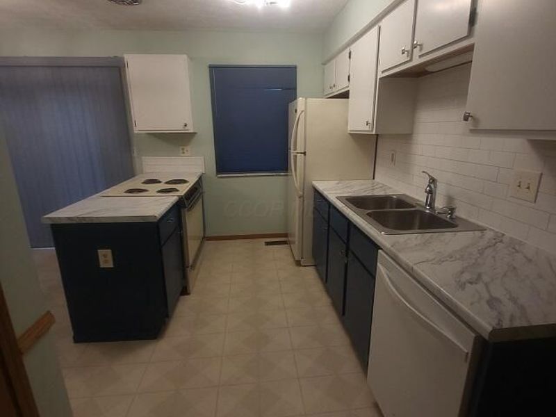 713 Michael View Court, Unit 86, Columbus, OH 43085 Photo 6