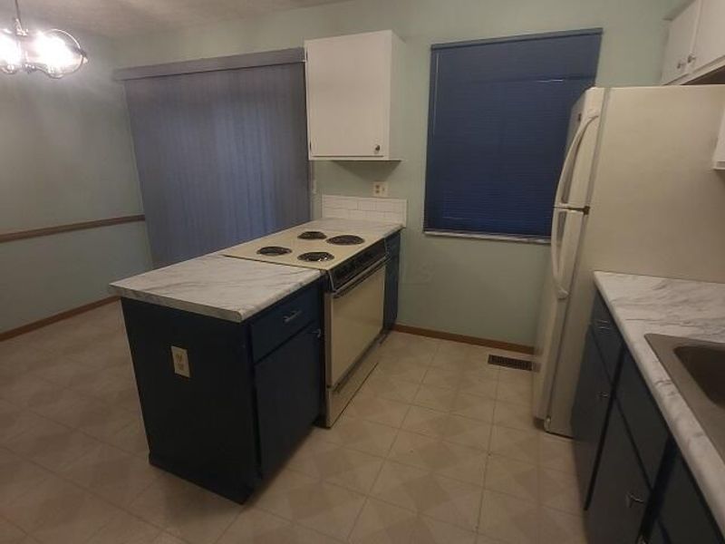 713 Michael View Court, Unit 86, Columbus, OH 43085 Photo 7