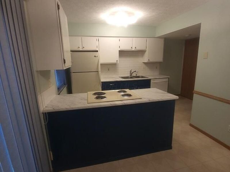 713 Michael View Court, Unit 86, Columbus, OH 43085 Photo 9