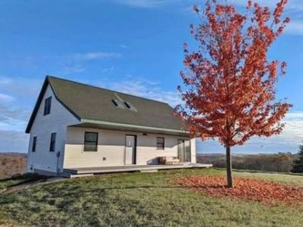 E10246 Yttri Road, Readstown, WI 54652