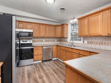 924 WASHINGTON AVE, WAYNESBORO, VA 22980