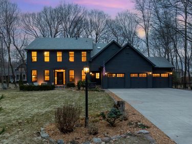 17259 Candlewood Parkway, Eden Prairie, MN 55347