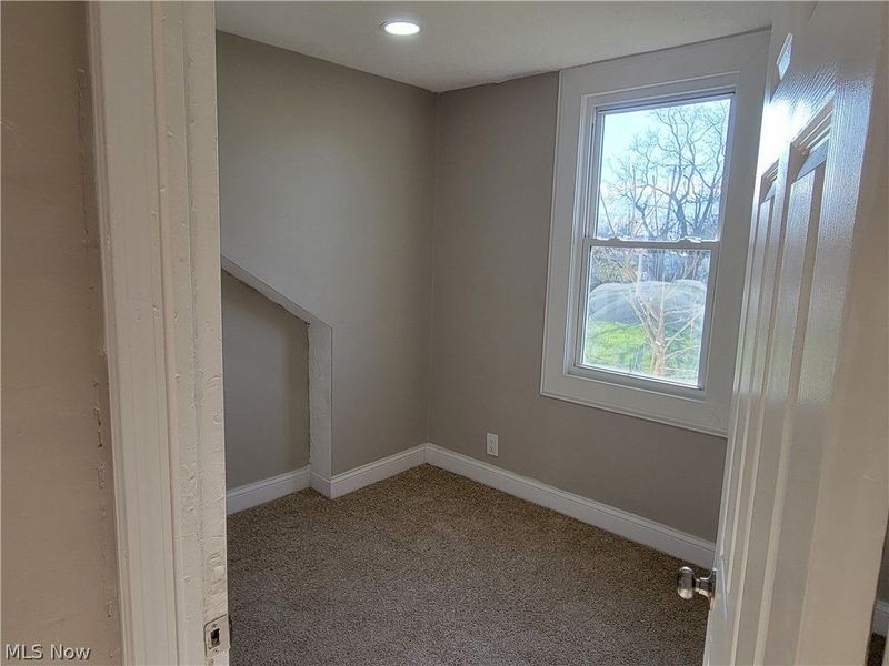 12621 Hirst Avenue, Cleveland, OH 44135 Photo 16