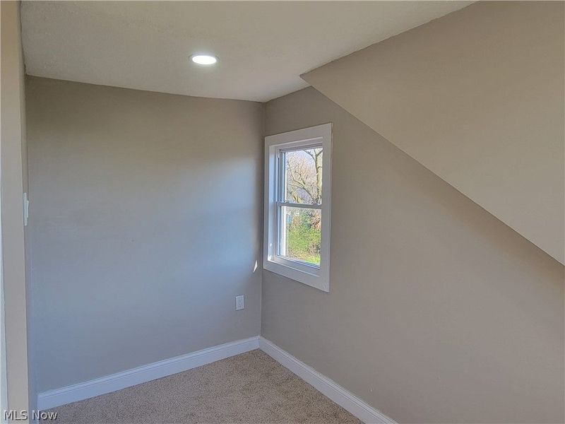 12621 Hirst Avenue, Cleveland, OH 44135 Photo 17