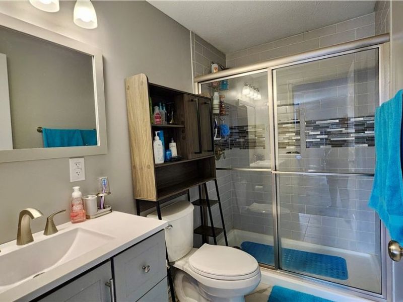 1873 US Highway 6,, Unit B, Roaming Shores, OH 44085 Photo 23