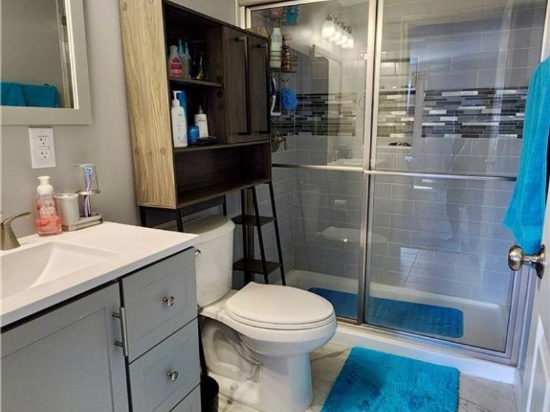 1873 US Highway 6,, Unit B, Roaming Shores, OH 44085 Photo 24