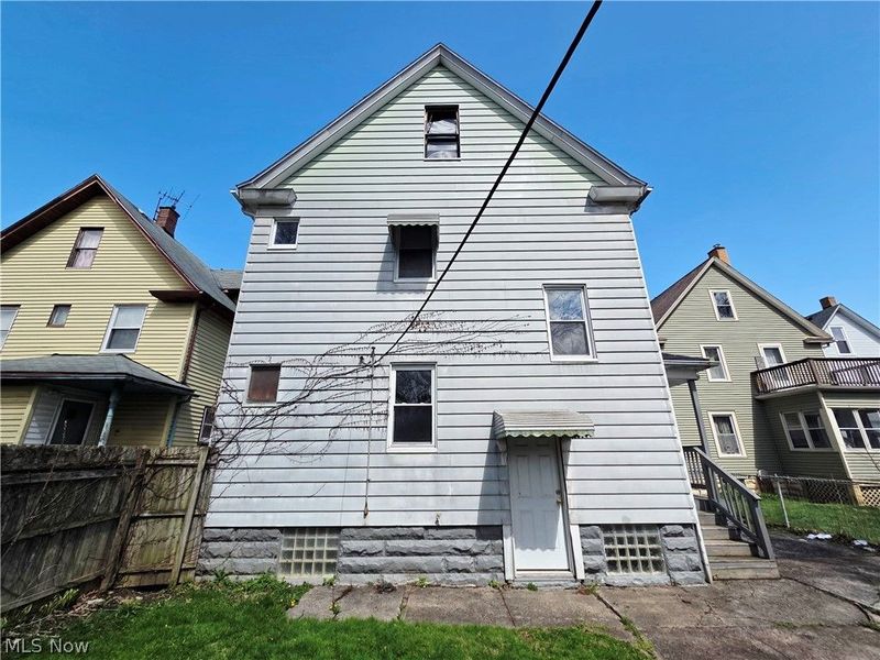 3801 Mapledale Avenue, Cleveland, OH 44109 Photo 5