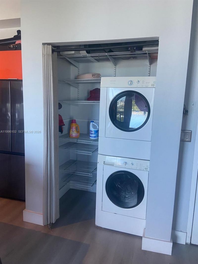 10 SW South River Dr, Unit 1608, Miami, FL 33130 Photo