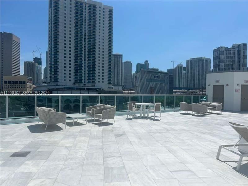 10 SW South River Dr, Unit 1608, Miami, FL 33130 Photo