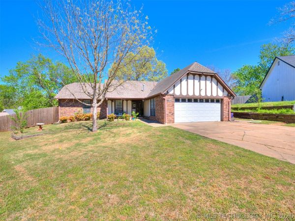 9703 S 70TH East Avenue , Tulsa, OK 74133