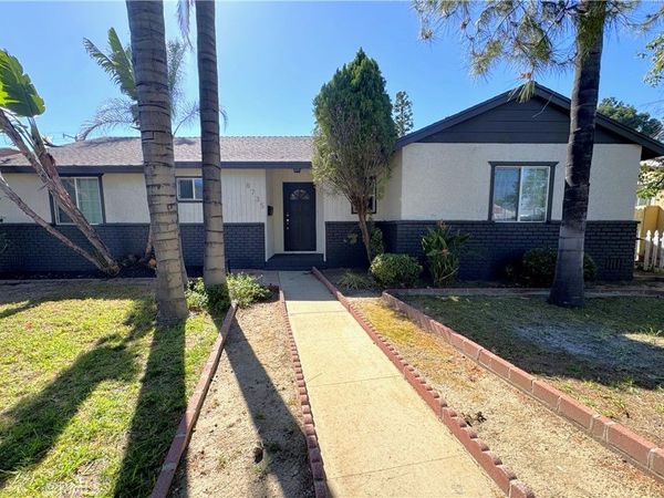 8735 Corbin Avenue, Northridge, CA 91324