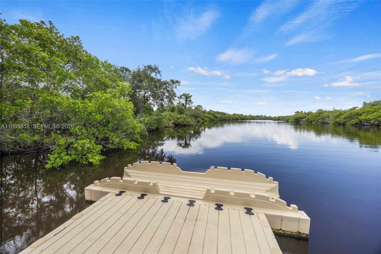 4764 SW Briarwood Ct, Stuart, FL 34997 Photo