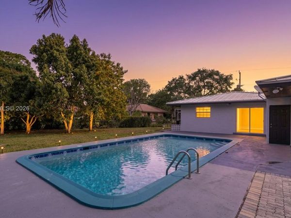 3504 NW 85th Ave , Unit B, Coral Springs, FL 33065