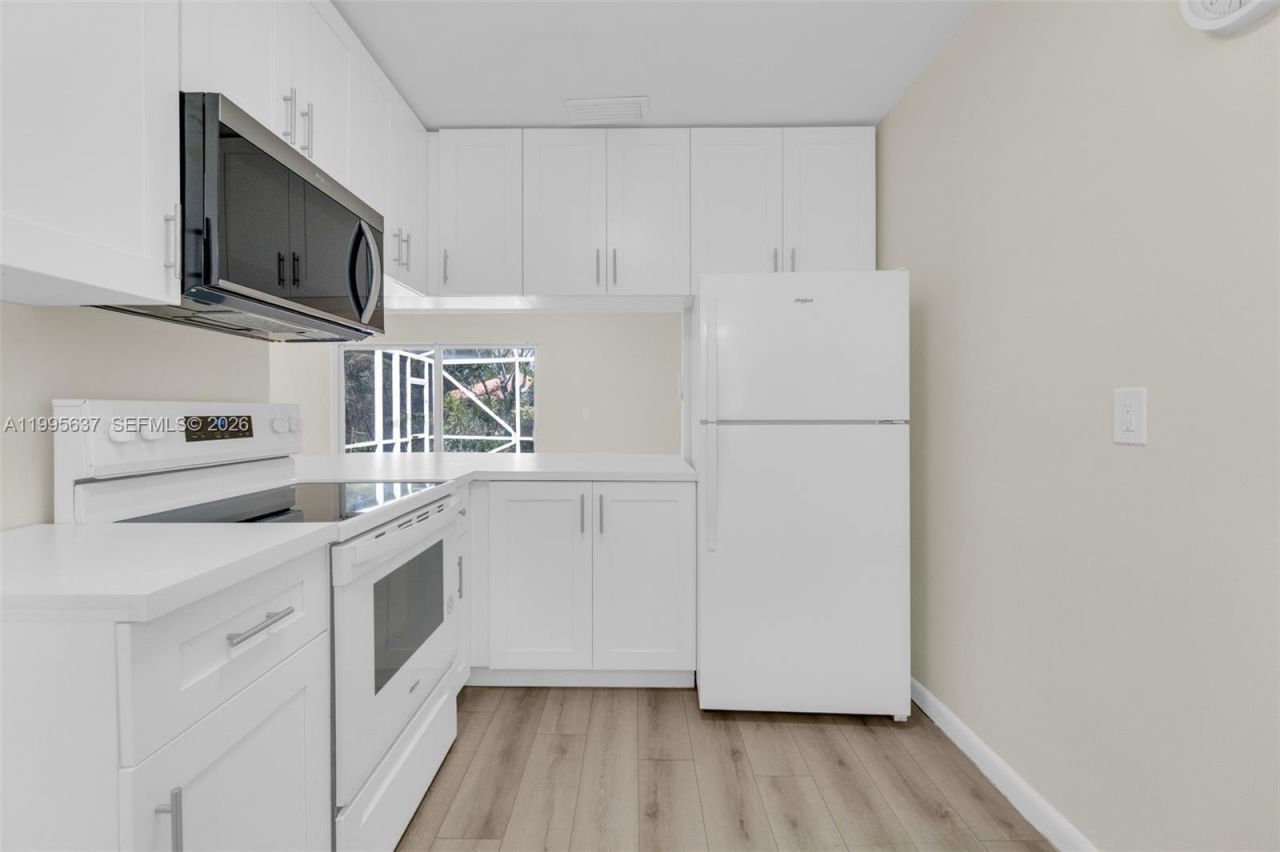 3504 NW 85th Ave, Unit B, Coral Springs, FL 33065 Photo