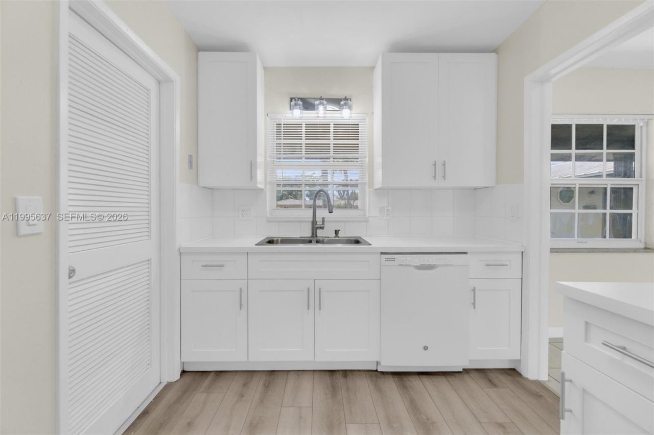 3504 NW 85th Ave, Unit B, Coral Springs, FL 33065 Photo