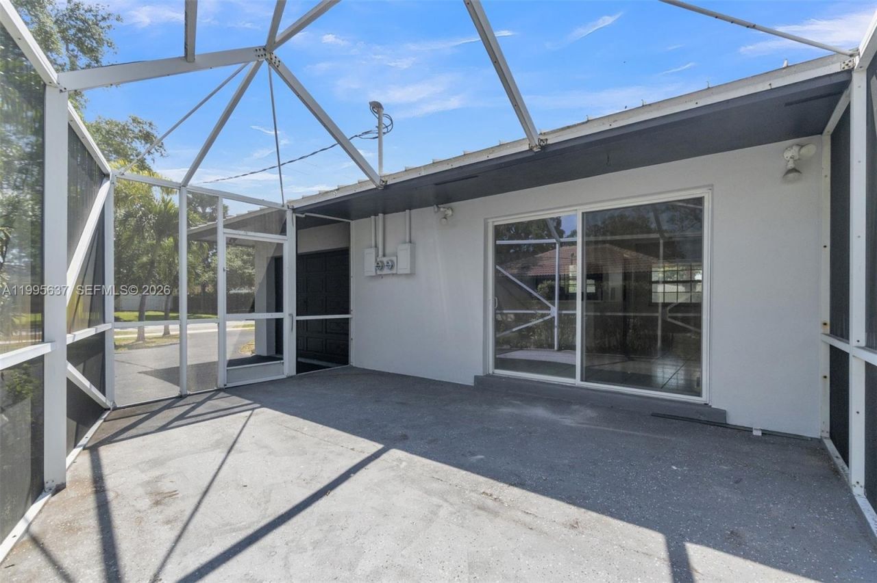 3504 NW 85th Ave, Unit B, Coral Springs, FL 33065 Photo