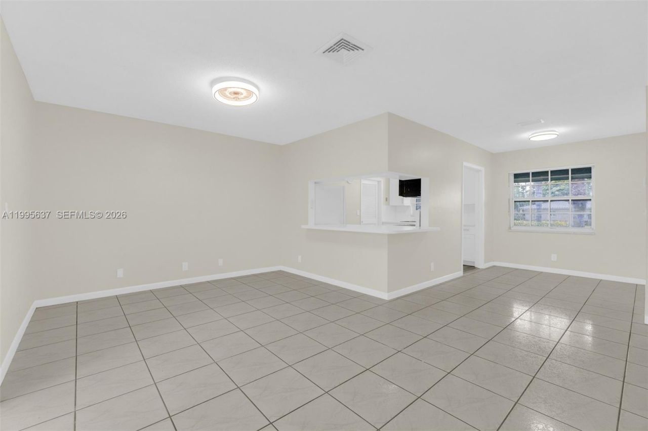 3504 NW 85th Ave, Unit B, Coral Springs, FL 33065 Photo