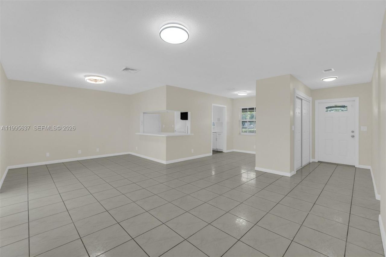 3504 NW 85th Ave, Unit B, Coral Springs, FL 33065 Photo