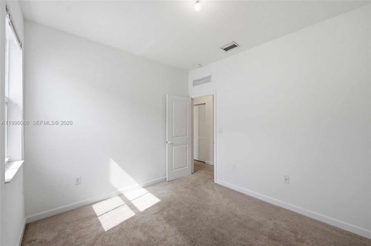 2345 NW 131st Cir, Unit 2345, Miami, FL 33167 Photo