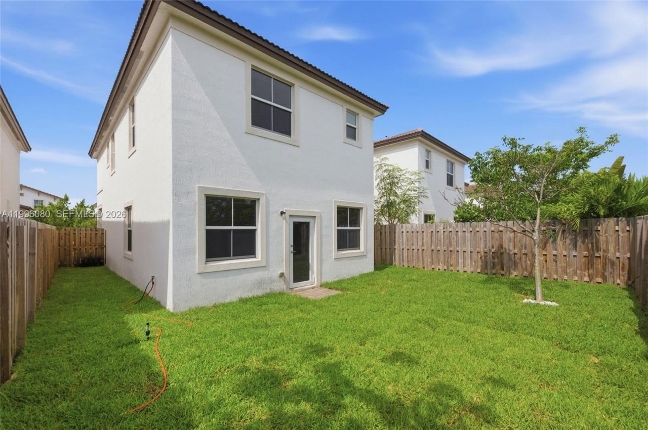 2345 NW 131st Cir, Unit 2345, Miami, FL 33167 Photo